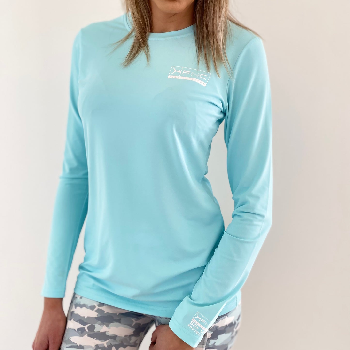 UPF 50+ WOMENS BAYSIDE FISHING SHIRT - TUSKY BLUE